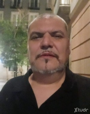 Xtudr - GordoCerdo: Masculino, 50 años, aspecto hetero.
Buscando tíos que me dejen usarles, y de vez en cuando alguno que me use a mí. Tambi...