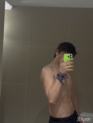 Xtudr - nicololxd3003: Mi Telegram es @nicoooxx2
