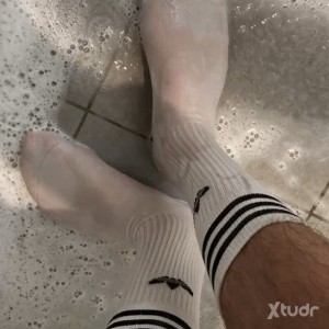 Xtudr - Dom_jvn: Busco una perra esclava que sepa respetar a su amo 