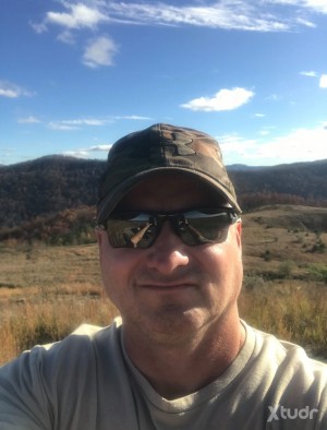 Xtudr - thomas136: Not here for games just honesty, good energy, and people who know what they want. I'm in a couple, but I move with respec...