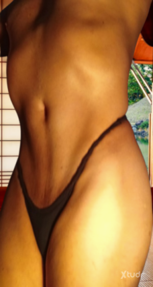 Xtudr - ilfotos: I'm a sensitive nipple bottom. I'm usually used as you can see in the delivered videos, completely given. But I'm usually t...