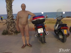 Xtudr - Fedemagic: Maduro versatil (+activo) para bb, pis, agujas, puke, tragar pis/puke/enemas, azotes, fluidos en los ojos, fist, retos, b...