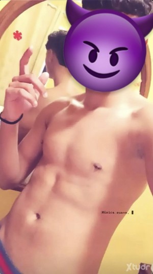 Xtudr - Niñato_666: Soy un hombre de instintos de deseo sin filtros me atraen que se entregan sin miedo que saben lo que quieren y no necesi...