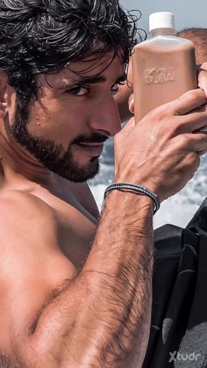 Xtudr - faze_gay: versite, love going to bridge cooking and sports 