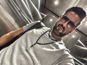 Xtudr - GGideon: I'm looking for a gym buddy at Metropolitan Las Arenas.