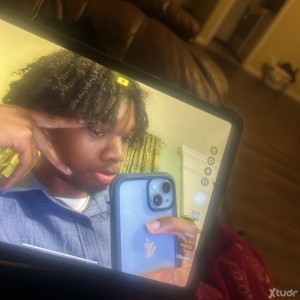 Xtudr - koof8awz: easy to talk to
love hang out
