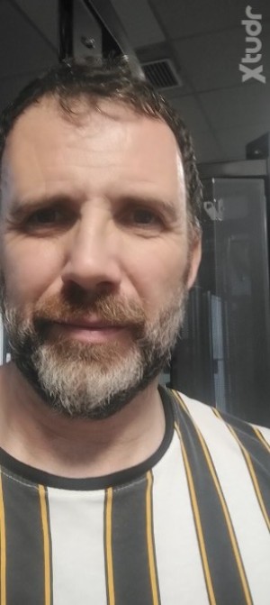 Xtudr - Fwer: Soy un muy sumiso y obediente, busco un sugar daddy que me dé todos los caprichos, me mantenga y me trate como a un príncipe y...