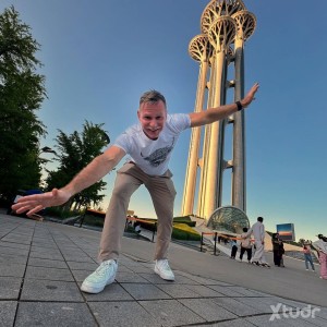 Xtudr - JohnsonBille: I absolutely love to travel and explore new places. Sports and morning exercises are like my daily dose of energy, kee...