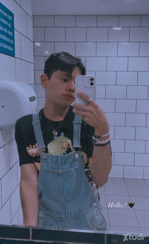 Xtudr - alejandro89: Busco amo que me quiera dominar, yo soy un pasivo que le encanta que lo dominen, me gusta ser una perra y puta con mi a...