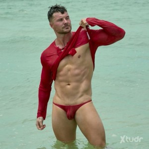 Xtudr - Armysgun: 
I’m a dominant top and I can be bottom as well  I’m into taking control on my submissive bottoms I love nipple play love ...