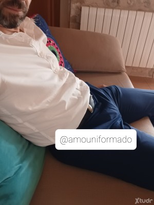 Xtudr - amouniformado39: amo dominante uniformado estricto serio castigador