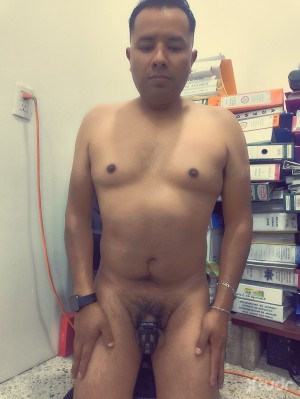 Xtudr - Perrasumiso: Submissive faggot with a fat ass, filthy pig, I like to be dominated, I want to be treated like the bitch I am, I'm loo...