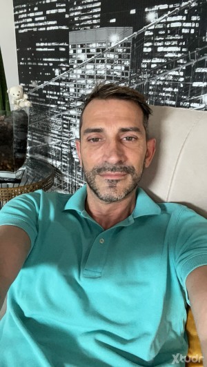 Xtudr - Ecestion29: Chico gay en pareja relación abierta. Busco sex, amistad i buen rollo. No pidas nada sin foto o perfil vacío 