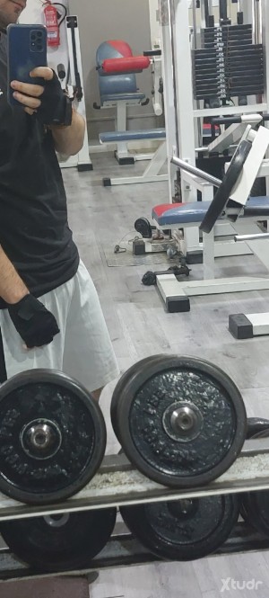 Xtudr - mik.: Chico joven, sumiso hetero, en busca de un Dom Alpha, a ser posible de Sevilla. Busco  Amo y Señor, no busco marear y menos qu...