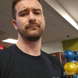 Xtudr - Robert999: I'm here looking for a serious relationship with the right man if there's chemistry between us. I'm a very caring, honest...