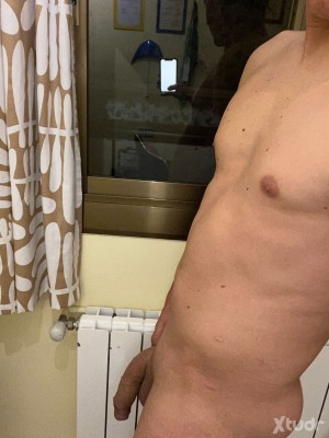 Xtudr - Roky69: Looks for friendship