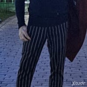 Xtudr - usameA4: Si eres amo y quieres usar a un sumiso obediente aquí me tienes me puedes usar sólo o si quieres con tus amigos soy obedien...