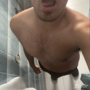 Xtudr - Vers_Sub: Pas/act sumiso
Morbo, besos, dom/sub, pies, axilas, bondage