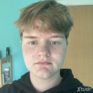 Xtudr - bornin2010shh: hii im a 201...