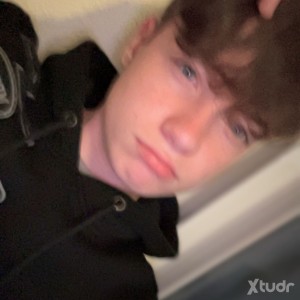 Xtudr - dt27rca4:  i’m 14 honestly lol