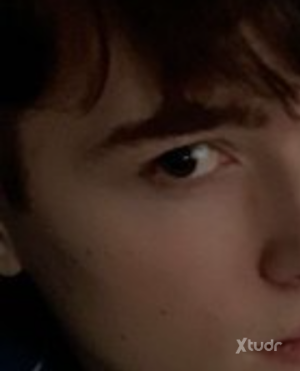 Xtudr - 37o8szdy: Soy un joven de 19 años de México, nuevo en este mundo y en la app. Estoy explorando mi lado más kinky y me interesa conoc...