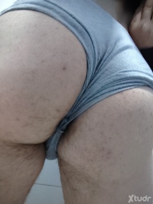 Xtudr - Culoxdom: Submissive bottom, I don't like scat, nor pain nor marks, nor do I charge or pay, I'm looking for a dom who likes to fuck,...