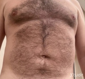 Xtudr - hedonista77: Submissive, submissive, obedient, discreet and with the excitement always on the surface... 
48 years old, normal build...