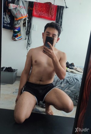 Xtudr - Kade.: I'm a submissive obedient, educated, tidy, devoted, and willing to meet a Dominant man to build a D/s relationship or have a ...