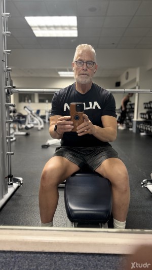 Xtudr - Mclawless1aol: I like to be fit and same for others, muscular types .Be yourself   All types of fun from  leather to vanilla.