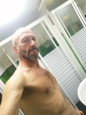 Xtudr - PerrakoxAmo: Soy masculino sumiso y busco Amo activo quw me use