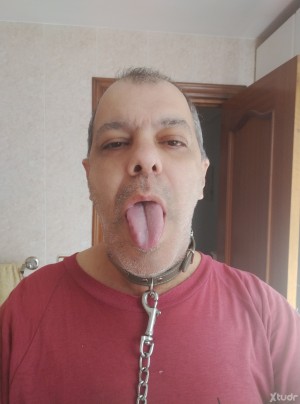 Xtudr - Aerox: 
Busco amo activo para ser adiestrado y sometido  y siempre pensando en su placer, castigos humillaciónes y uso sexual duro ,...