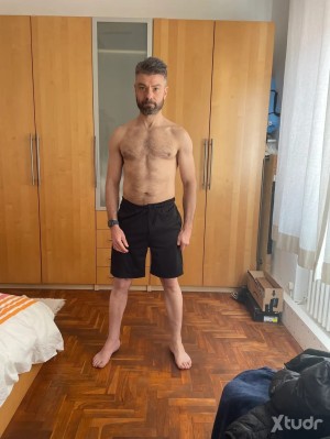 Xtudr - DOMclaudius_XL: Italian dominant refined cultured traveler, very demanding, and a bit narcissistic Active dominant man, hungry for s...