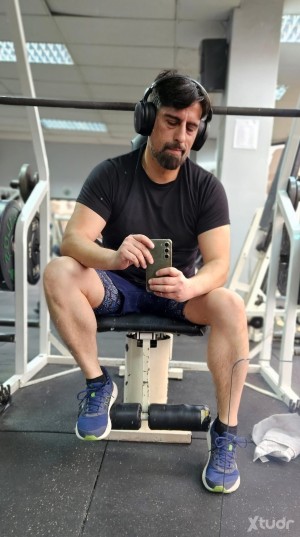 Xtudr - MiltonB: En busca de putitos que quieran experimentar cosas nuevas en cuanto a esclavitud. Prefiero ser amo personal pero tambien le...