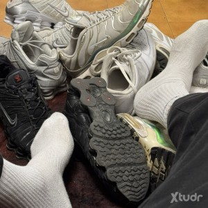 Xtudr - bcnfeet: Comparto sumiso esta tarde 
