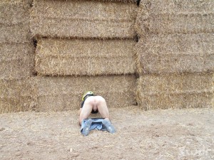Xtudr - culo-para-follar: Me gusta ser usado como una puta de carretera. Vamos al bosque, me mandas desnudarme y me enculas bien. Soporto ta...