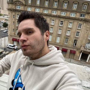 Xtudr - driver: I’m such an open minded person here for a long term relationship fun to be with & caring 