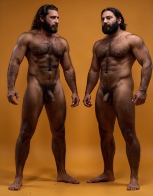 Dos guerreros musculosos de cuerpo delgado y alto, cuerpo completamente desnudo y velludo, mostrando polla venosa de 40 cm de longitud y 7 cm de grosor. Tienen la piel bronceada por el Sol, con pelo muy largo y barba. Tiene pies fuertes. Están contentos. Tienen músculos marcados definidos y sin nada de grasa. Tienen aspecto muy viril. Tienen cuerpo muy delgado pero con los músculos marcados y muy definidos. Están tensos mostrando sus músculos marcados. Fondo de color amarando.