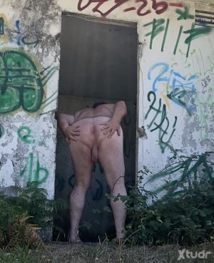 Xtudr - Zorrabisex: Casado pasivo sumiso bisexual en Coruña buscando experiencias fuertes. Me gustaría participar en gangbangs / violaciones...