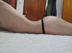 Xtudr - Jial: I'm a young guy who likes fisting and having other anal practices done to me.