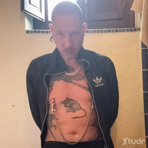 Xtudr - del-campo: Para tíos dominantes y sádicos
Someter
Azotes
Pezones (fuerte)
Cbt 
Esupar
Bondage
Meas
Palizas
Pinzas
Follar mi garganta...