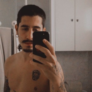 Xtudr - meapetece: I like mature dominant men