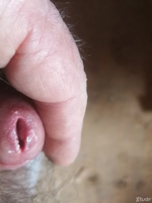 Xtudr - Su1mi2so: Mature submissive available to be used and educated