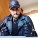 Xtudr - Leatherjuan: Dominante busc...
