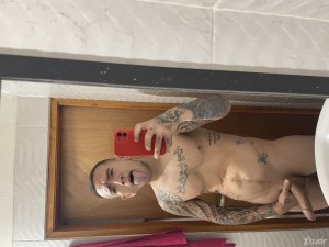 Xtudr - jfd2js5t: Mayo joven muy atractivo joven mono , quiero un amo que me haga su puta en cada momento y juegue y haga conmigo loq ir qui...