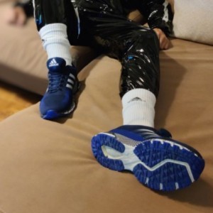 Xtudr - cdz_85: I enjoy everything related to bondage or any form of immobilization such as ropes, handcuffs, duct tape, etc... I'm also att...
