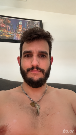 Xtudr - cerdeomad: Pasivo 10000% sumiso, complaciente, muy puta y muy muy cerdo.🐽 Me flipan los lapos, especialmente en la boca;  meos donde...