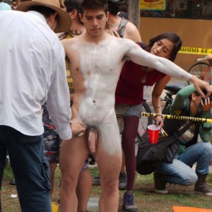 Xtudr - AMOsinPIEDAD777: Yo 35 Años AMO de México con placer por Dominar y SOMETER.
Al CHILE busco Cabron CASADO con o sin Hijos que sea BIE...
