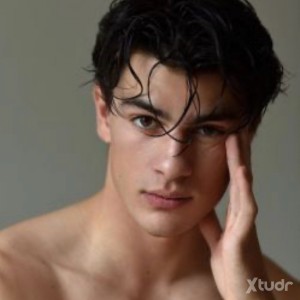 Xtudr - AtticusStallings: I like ass and dicks if you want to text me, I can send you a dick pic