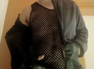 Xtudr - Godric: I enjoy control, both physical and psychological with hypnosis. I enjoy giving free rein to all the kinks we have agreed upo...