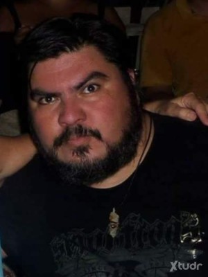 Xtudr - Turko: Soy muy varonil con voz muy masculina gusto de todo lo cultural y de la obediencia absoluta , me identifico con Lord Byron , ...